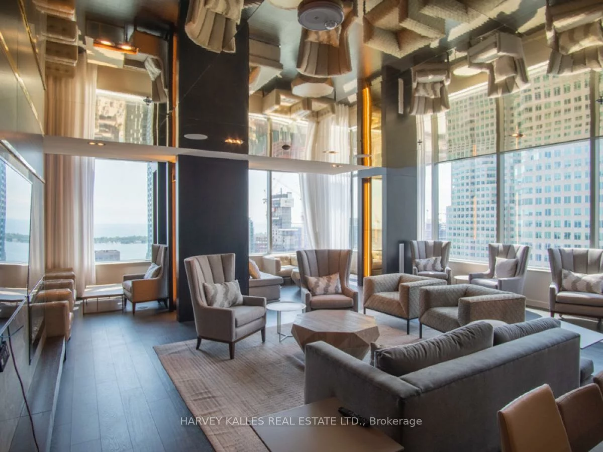 88, Scott, Church-Yonge Corridor, Toronto