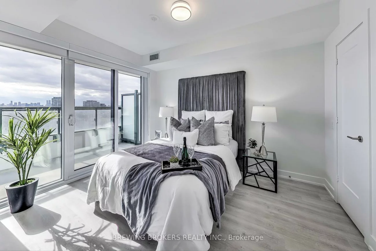 20, Inn On The Park, Banbury-Don Mills, Toronto