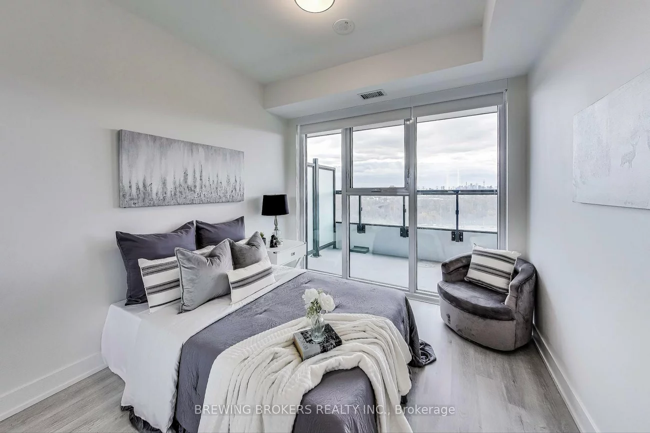 20, Inn On The Park, Banbury-Don Mills, Toronto