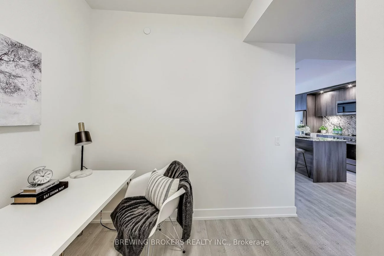20, Inn On The Park, Banbury-Don Mills, Toronto