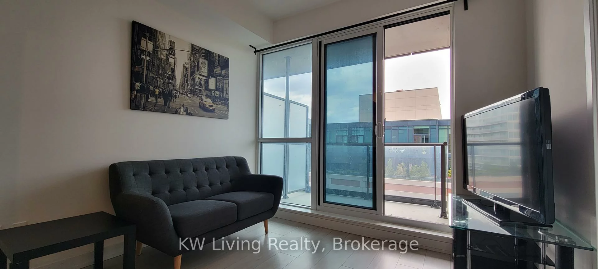 31, Tippett, Clanton Park, Toronto
