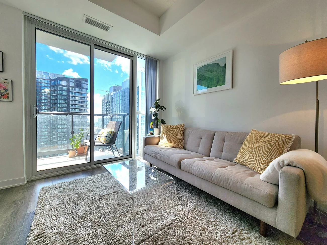 87, Peter, Waterfront Communities C1, Toronto