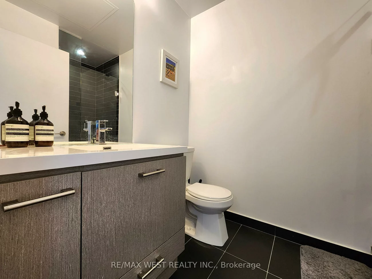 87, Peter, Waterfront Communities C1, Toronto