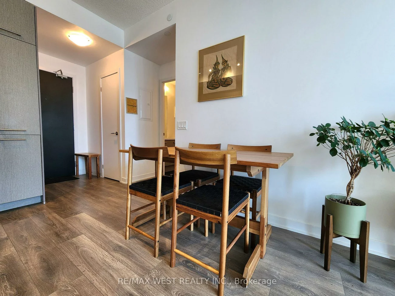 87, Peter, Waterfront Communities C1, Toronto