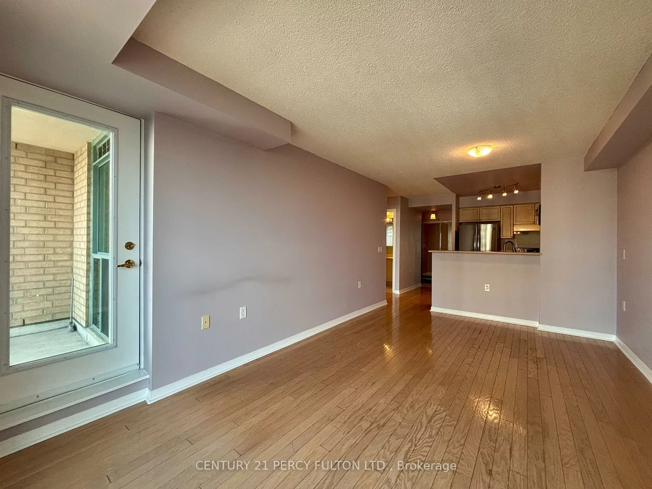 26, Olive, Willowdale East, Toronto