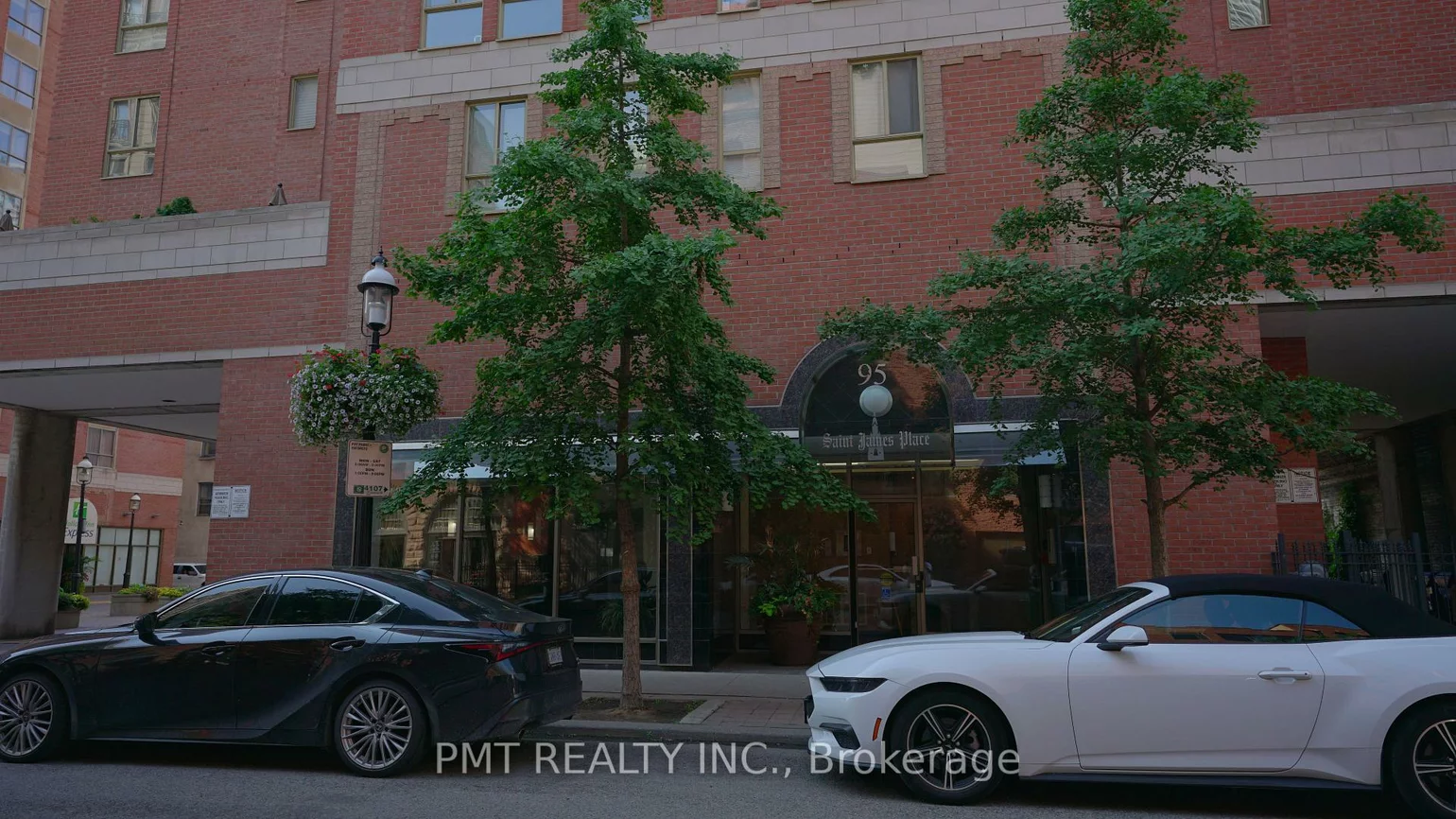 95, Lombard, Church-Yonge Corridor, Toronto
