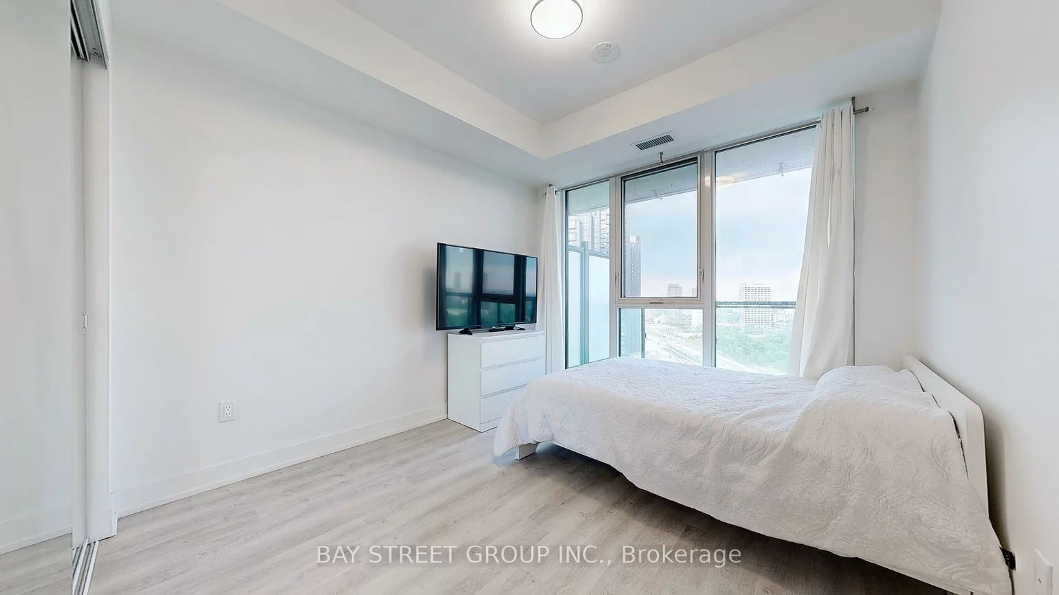 30, Inn On The Park, Banbury-Don Mills, Toronto