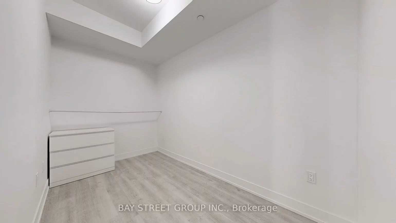 30, Inn On The Park, Banbury-Don Mills, Toronto
