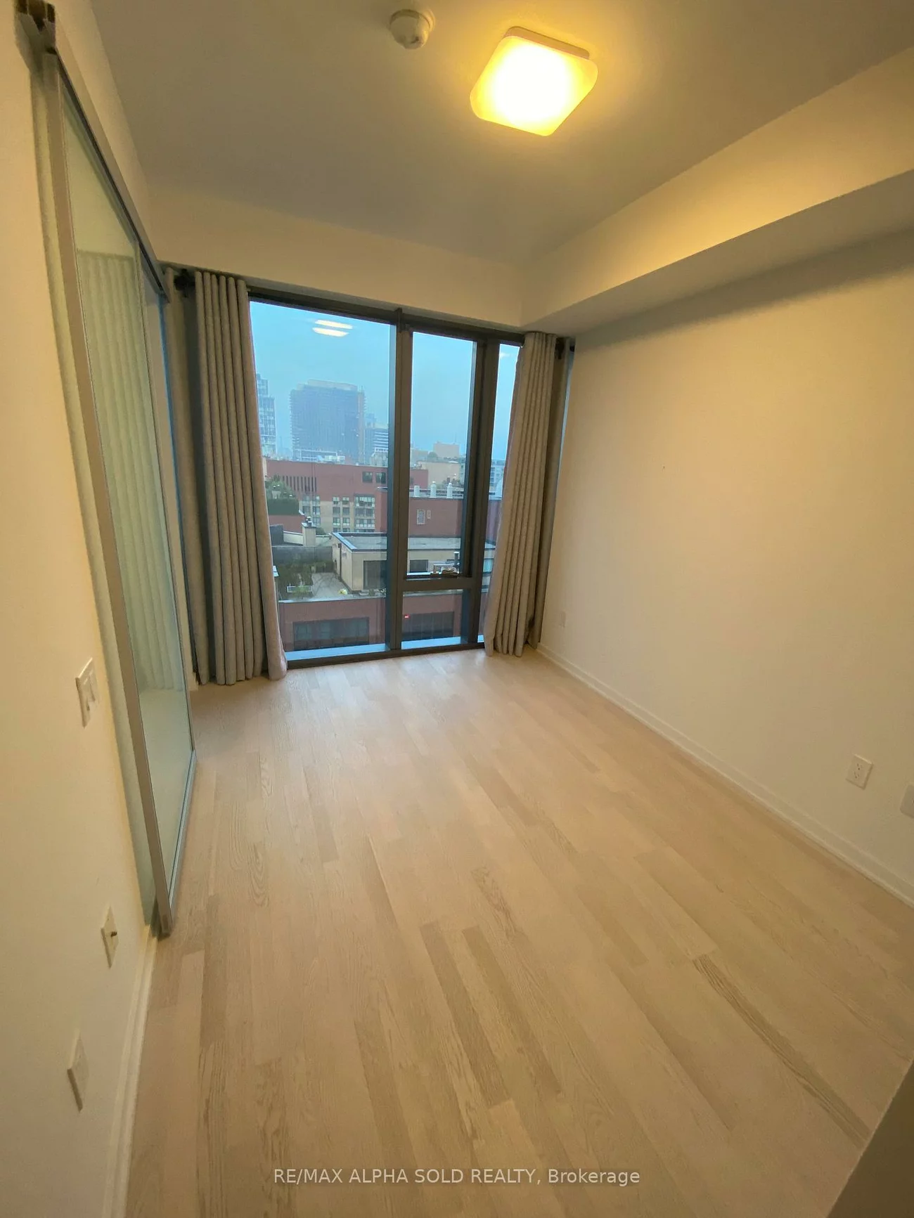 60, Colborne, Church-Yonge Corridor, Toronto