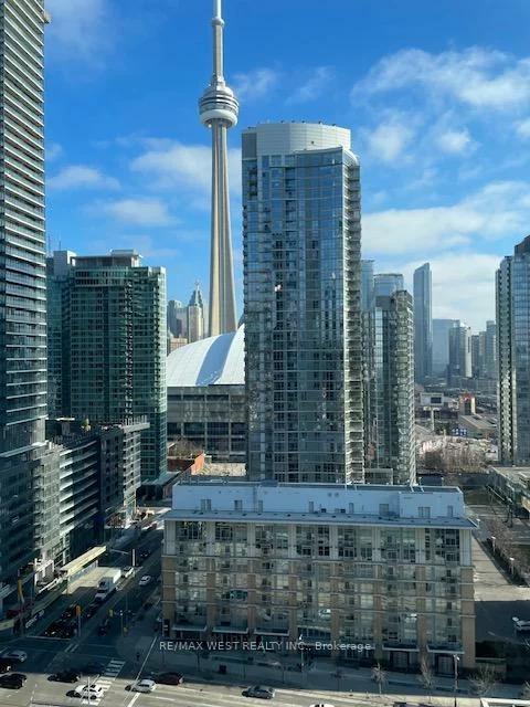 15, Fort York, Waterfront Communities C1, Toronto
