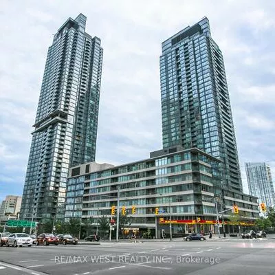 15, Fort York, Waterfront Communities C1, Toronto