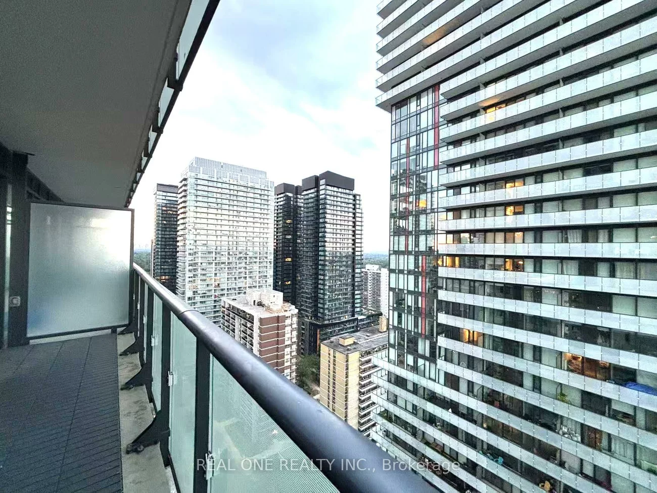 161, Roehampton, Mount Pleasant West, Toronto