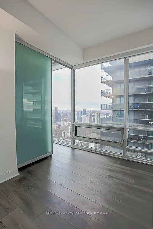 15, Grenville, Bay Street Corridor, Toronto