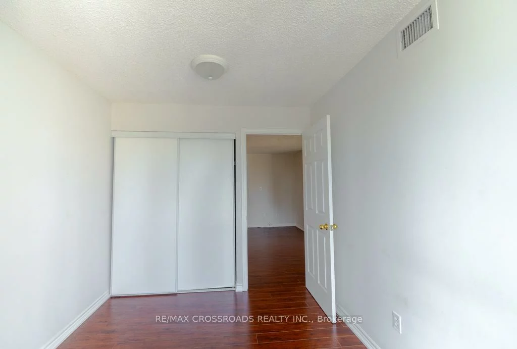 7, Lorraine, Willowdale West, Toronto