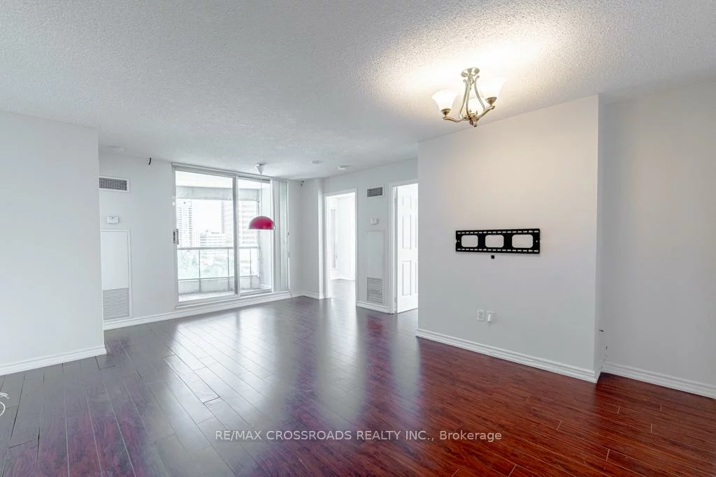 7, Lorraine, Willowdale West, Toronto