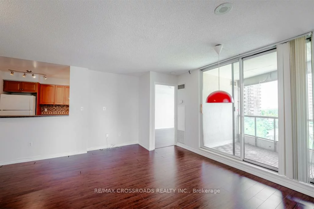 7, Lorraine, Willowdale West, Toronto
