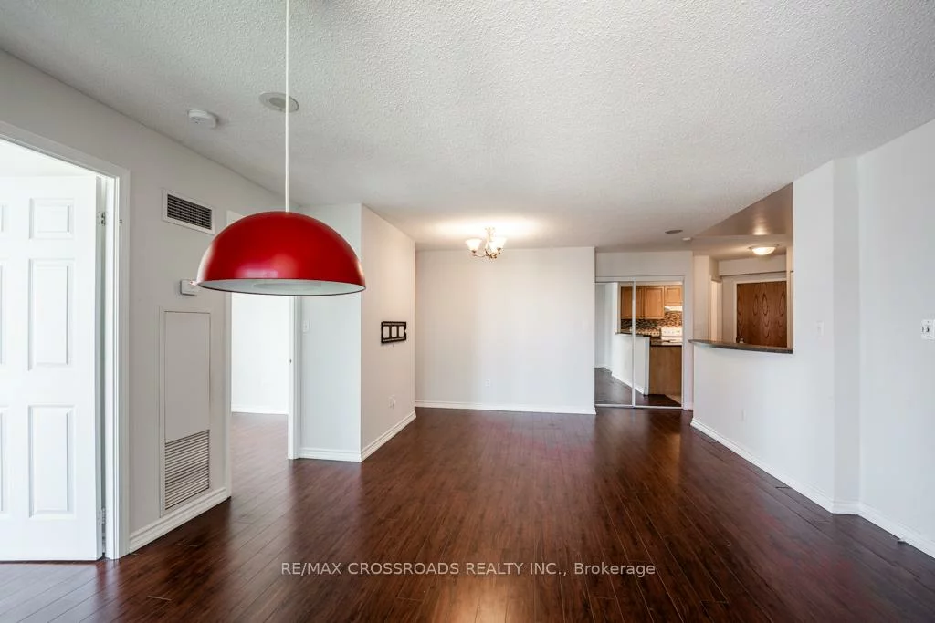 7, Lorraine, Willowdale West, Toronto