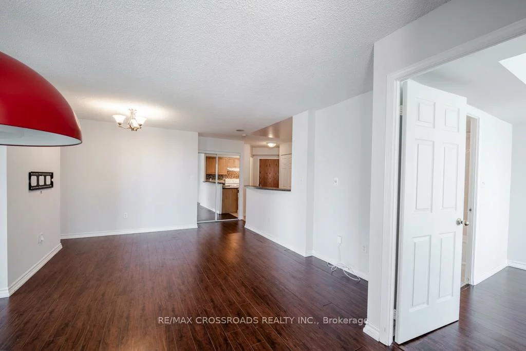 7, Lorraine, Willowdale West, Toronto