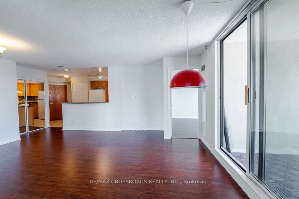 7, Lorraine, Willowdale West, Toronto
