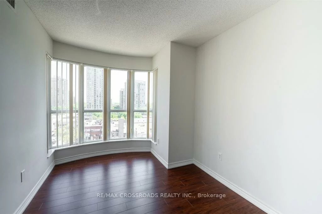 7, Lorraine, Willowdale West, Toronto