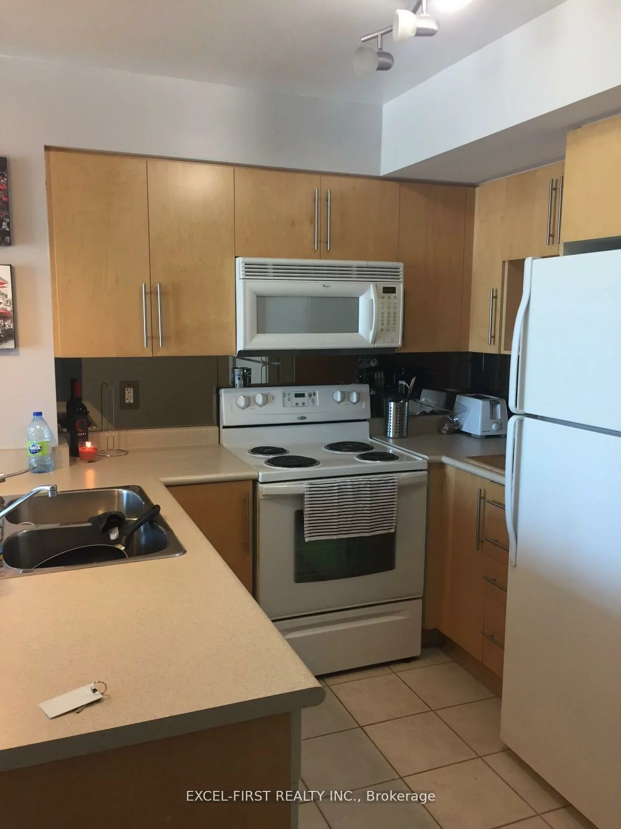 18, Yonge, Waterfront Communities C1, Toronto