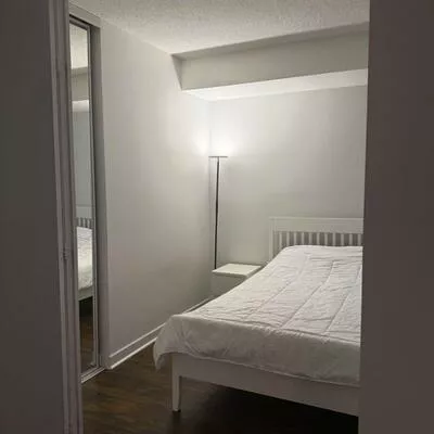 85, Bloor, Church-Yonge Corridor, Toronto