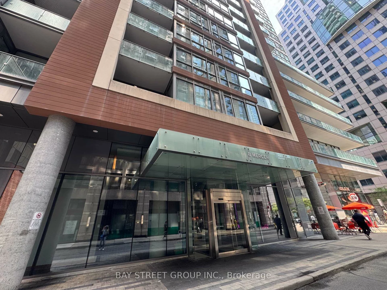 8, Mercer, Waterfront Communities C1, Toronto