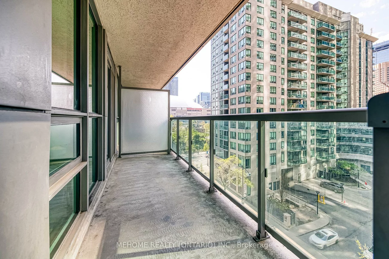 19, Grand Trunk, Waterfront Communities C1, Toronto