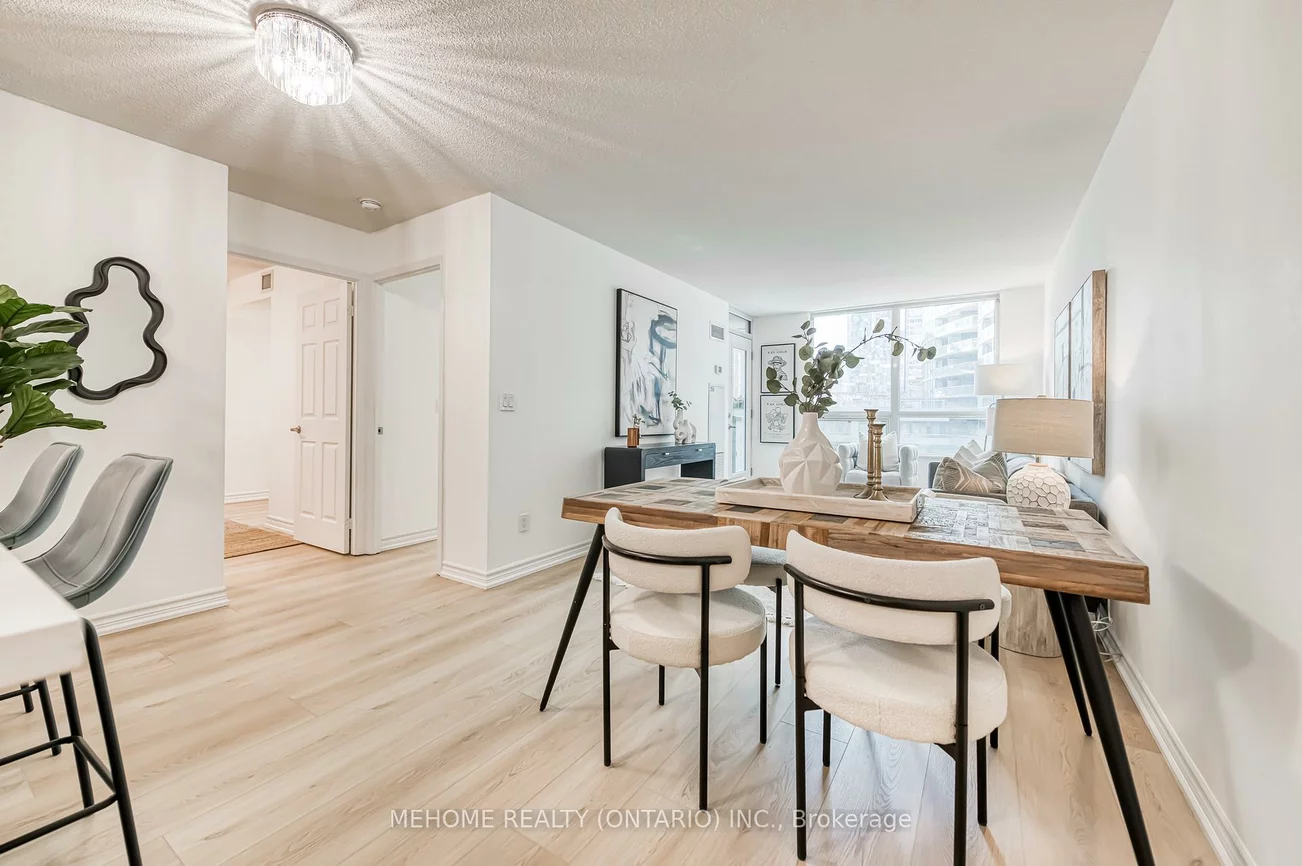 19, Grand Trunk, Waterfront Communities C1, Toronto
