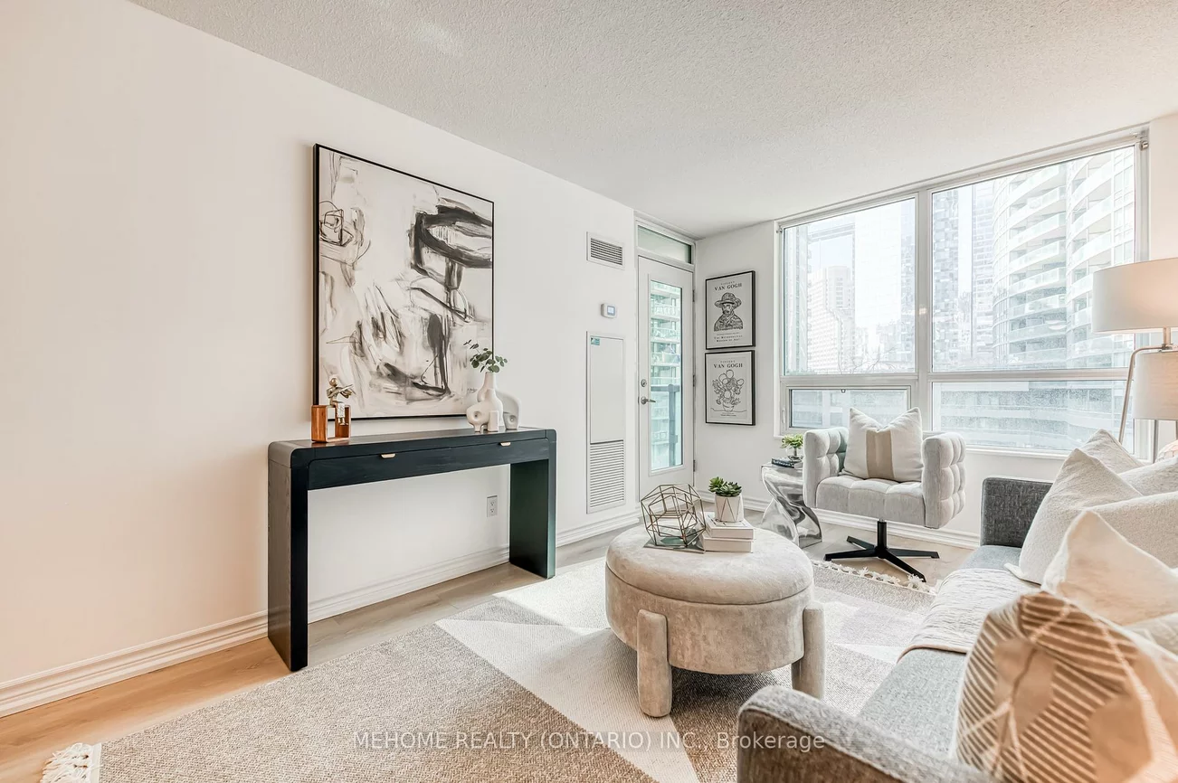 19, Grand Trunk, Waterfront Communities C1, Toronto