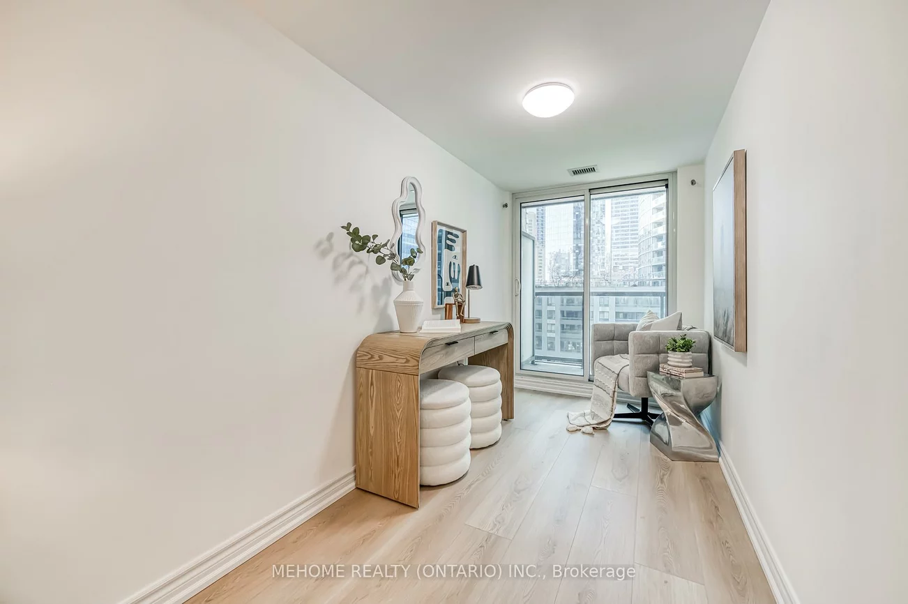 19, Grand Trunk, Waterfront Communities C1, Toronto