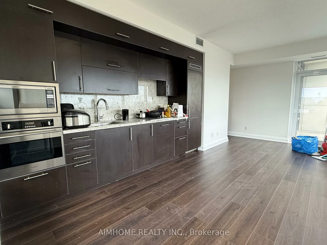 5, Sheppard, Willowdale East, Toronto