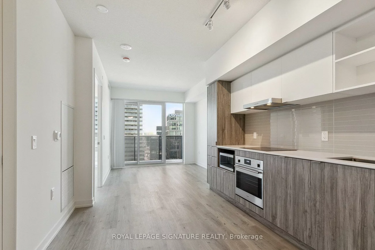 138, Downes, Waterfront Communities C1, Toronto