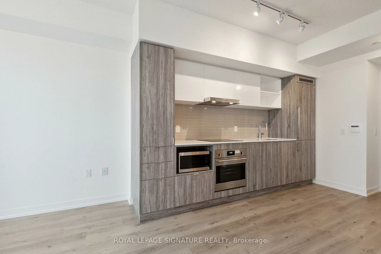 138, Downes, Waterfront Communities C1, Toronto