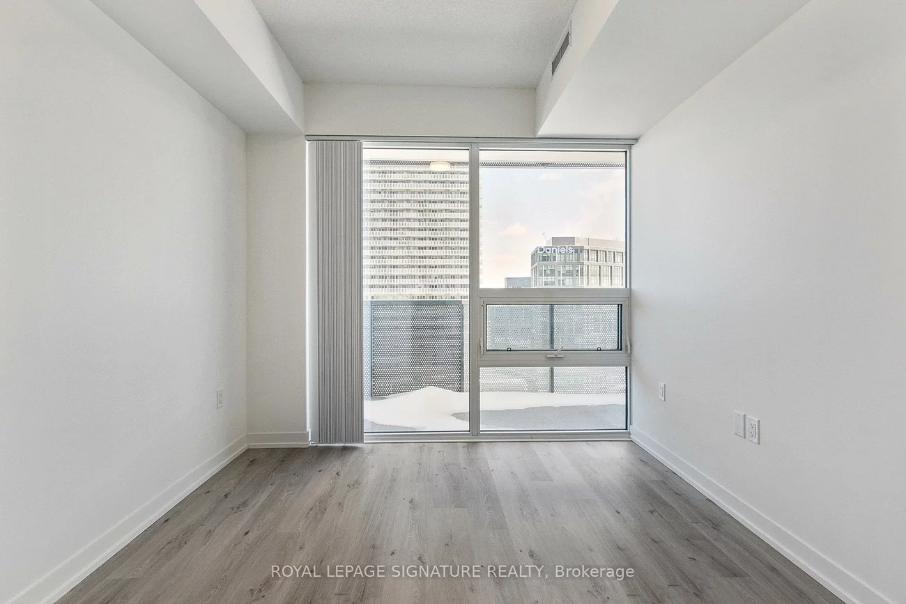 138, Downes, Waterfront Communities C1, Toronto