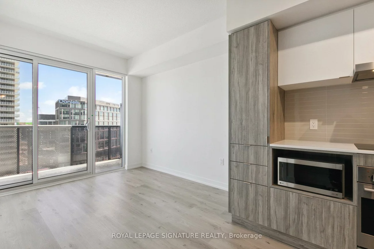 138, Downes, Waterfront Communities C1, Toronto
