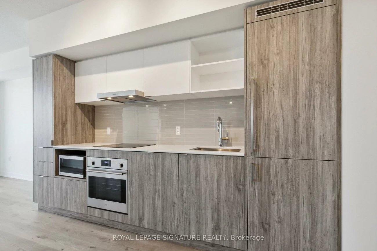 138, Downes, Waterfront Communities C1, Toronto