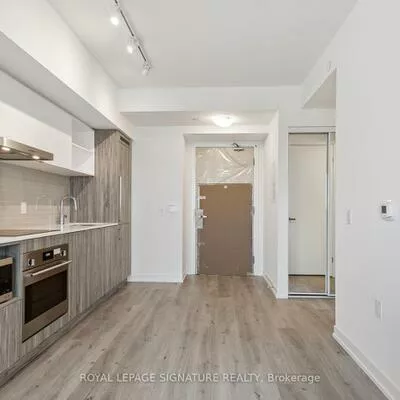 138, Downes, Waterfront Communities C1, Toronto