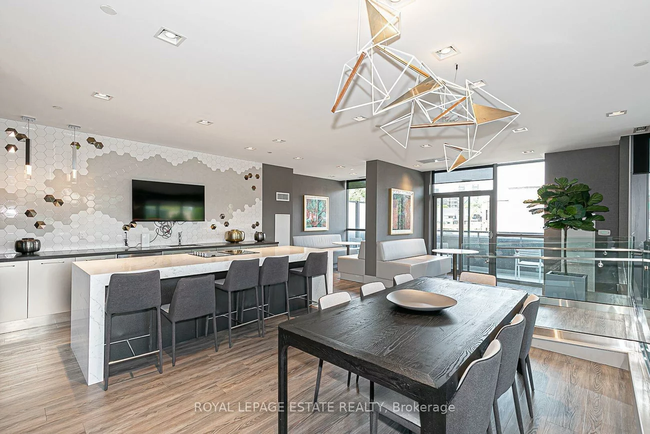 175, Pears, Annex, Toronto