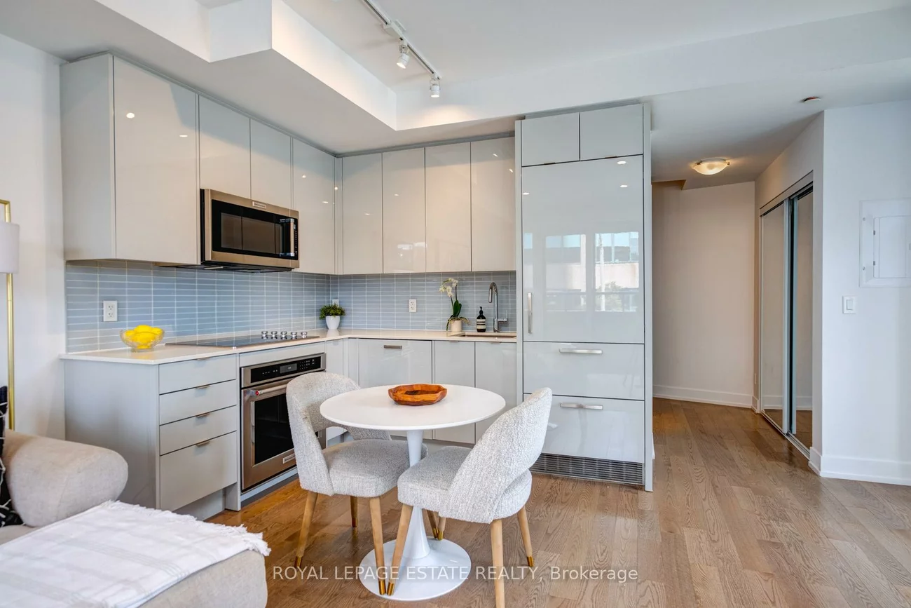 175, Pears, Annex, Toronto