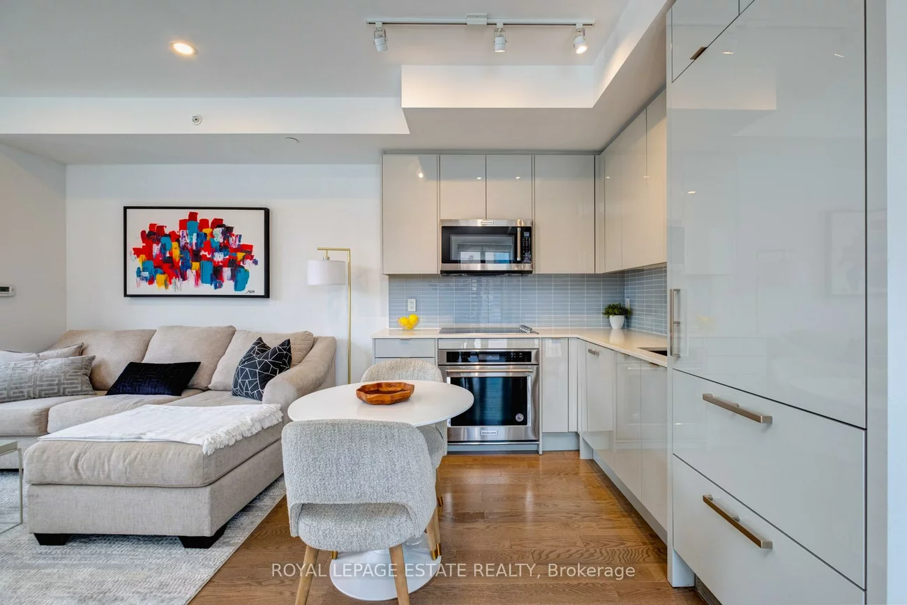 175, Pears, Annex, Toronto