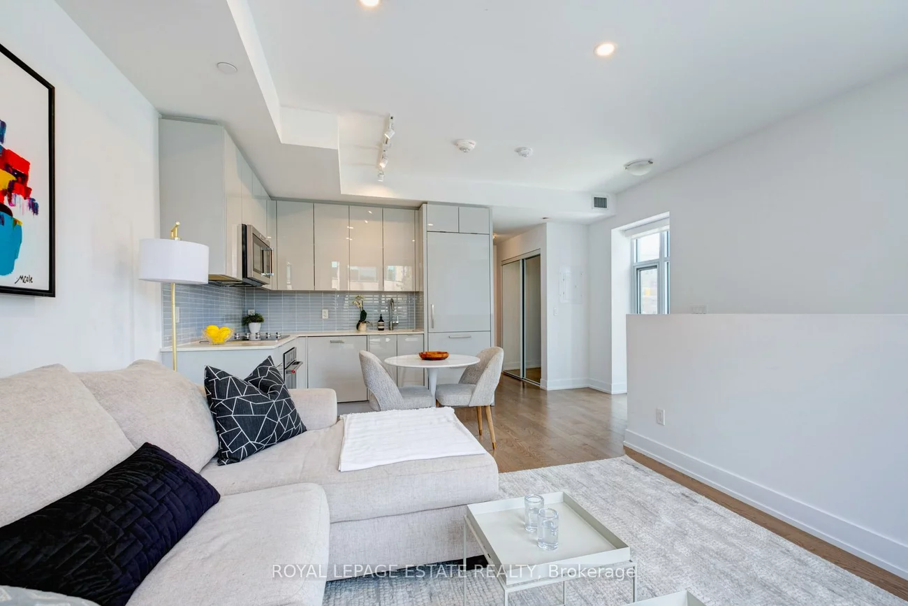 175, Pears, Annex, Toronto