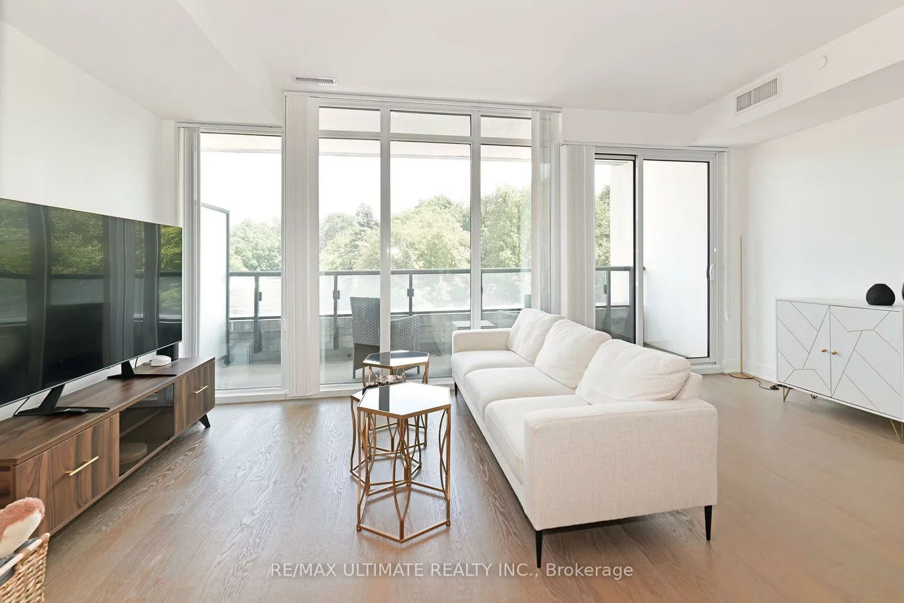3018, Yonge, Lawrence Park South, Toronto