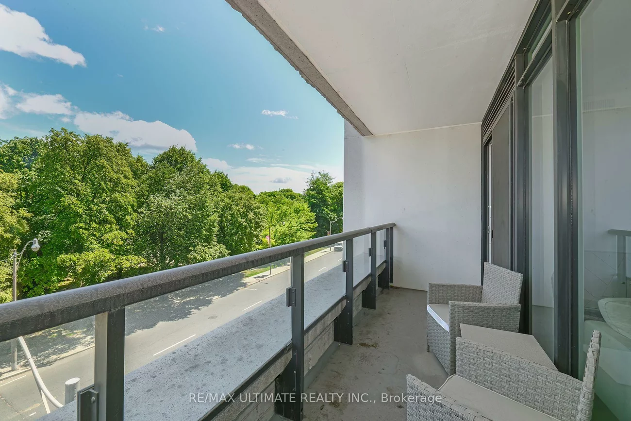 3018, Yonge, Lawrence Park South, Toronto