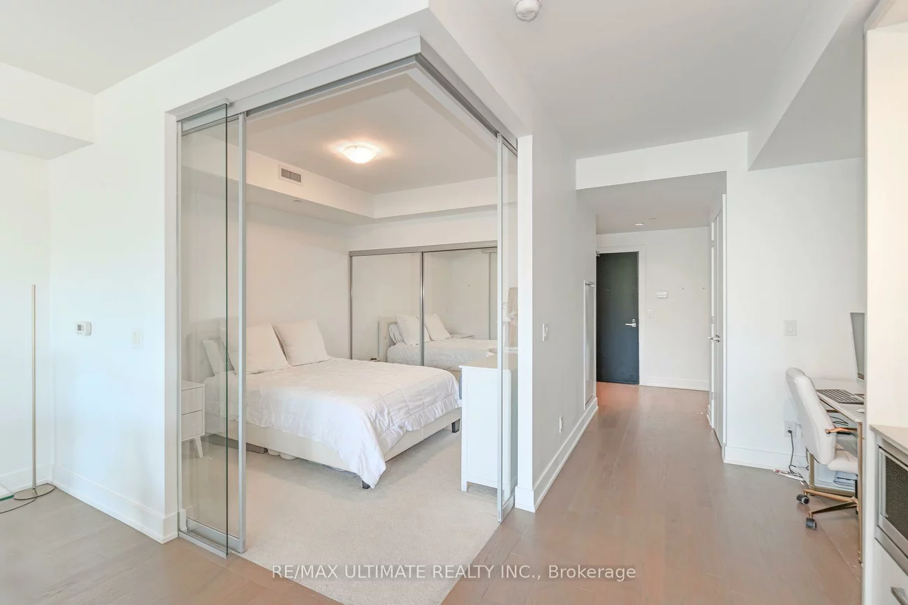 3018, Yonge, Lawrence Park South, Toronto