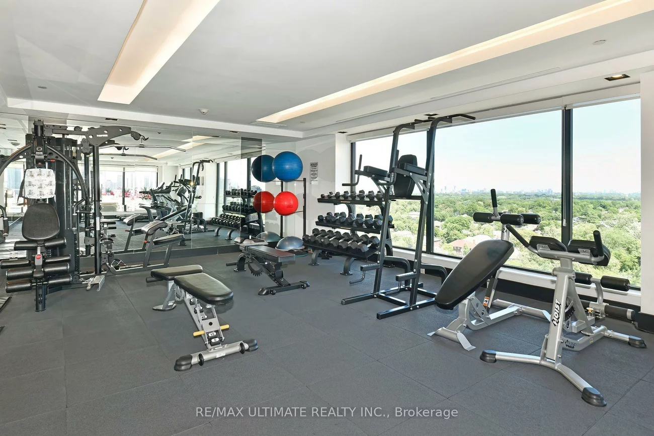 3018, Yonge, Lawrence Park South, Toronto