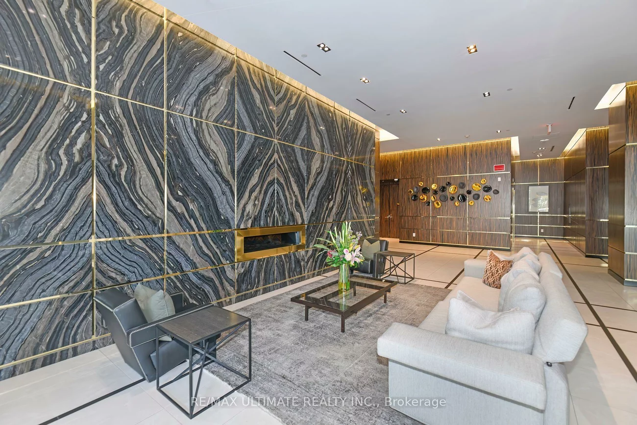 3018, Yonge, Lawrence Park South, Toronto