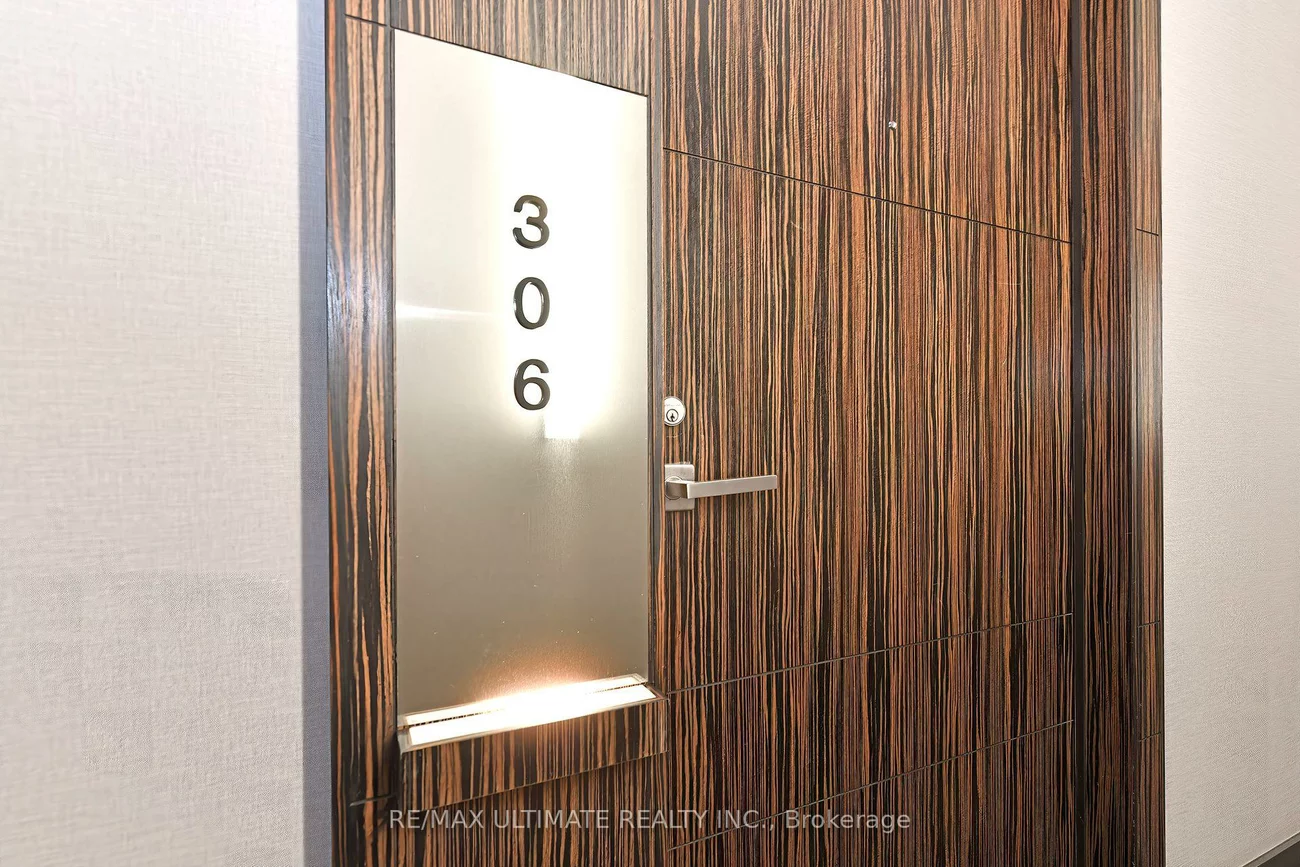 3018, Yonge, Lawrence Park South, Toronto