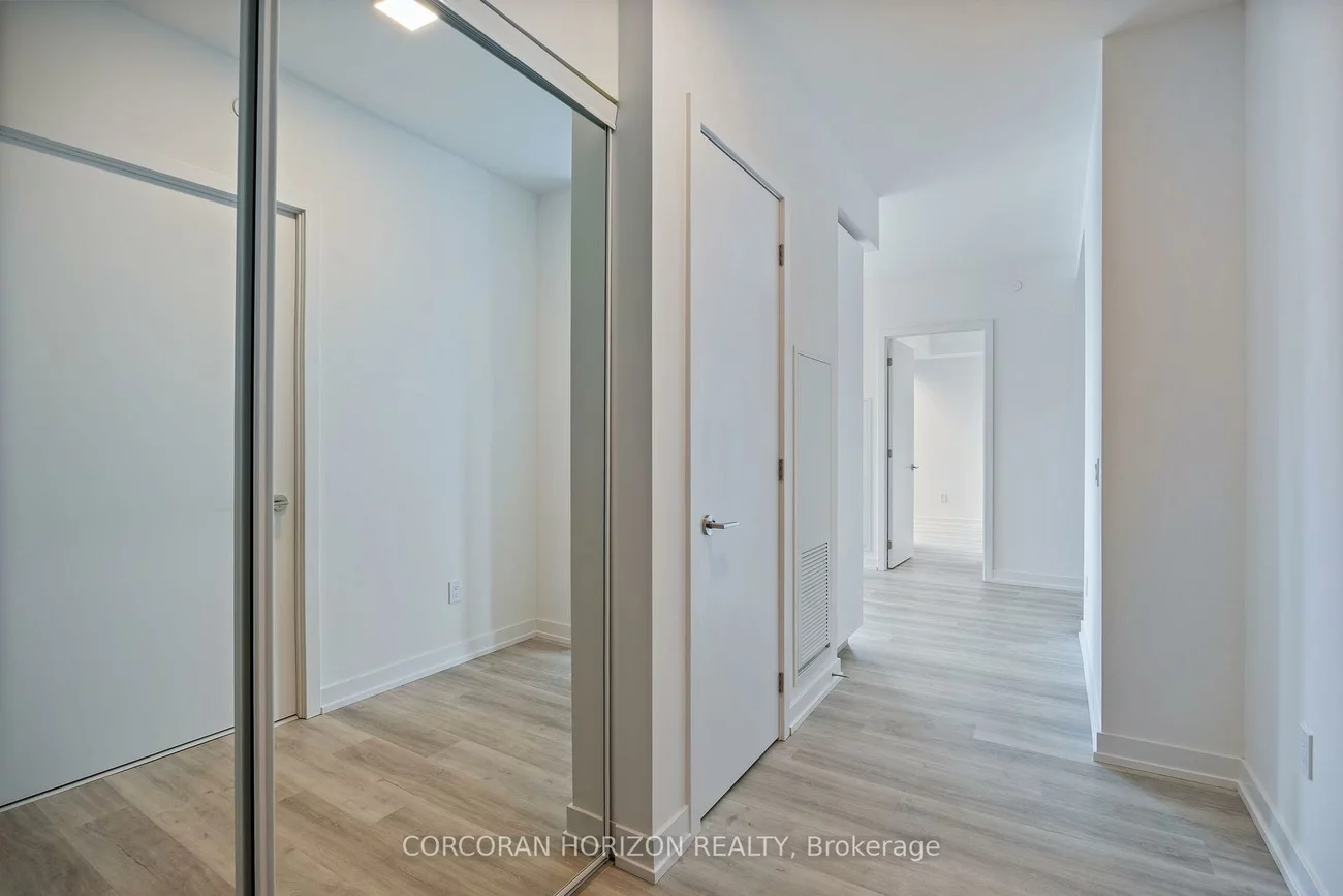 28, Eastern, Moss Park, Toronto