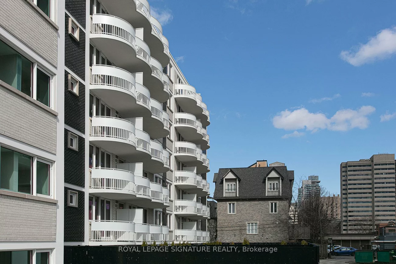 11, Walmer, Annex, Toronto